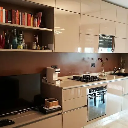 5 Giornate Shopping Apartment