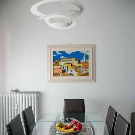 5 Giornate Shopping Apartment